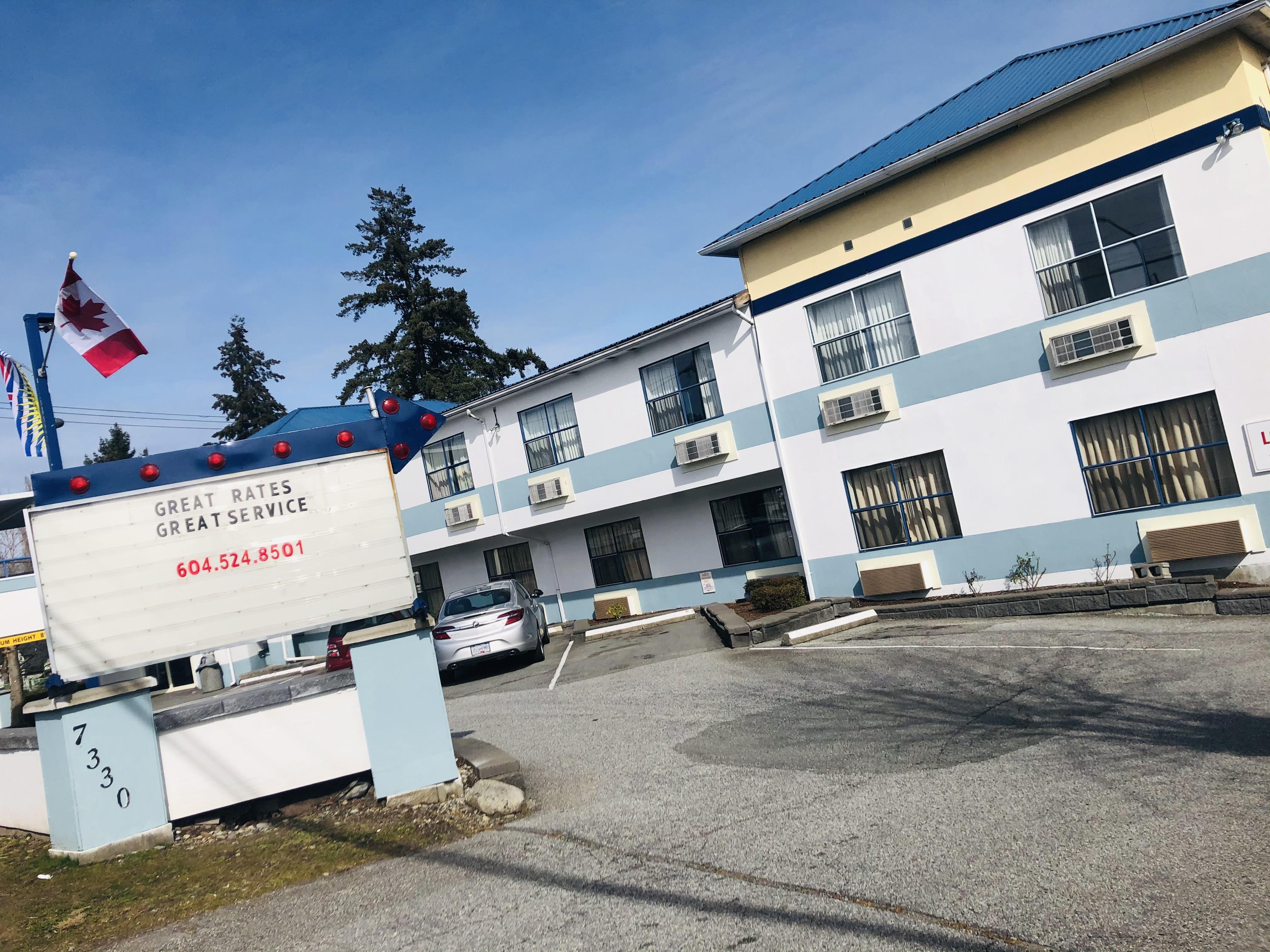 Happy Day Inn Burnaby Bagian luar foto