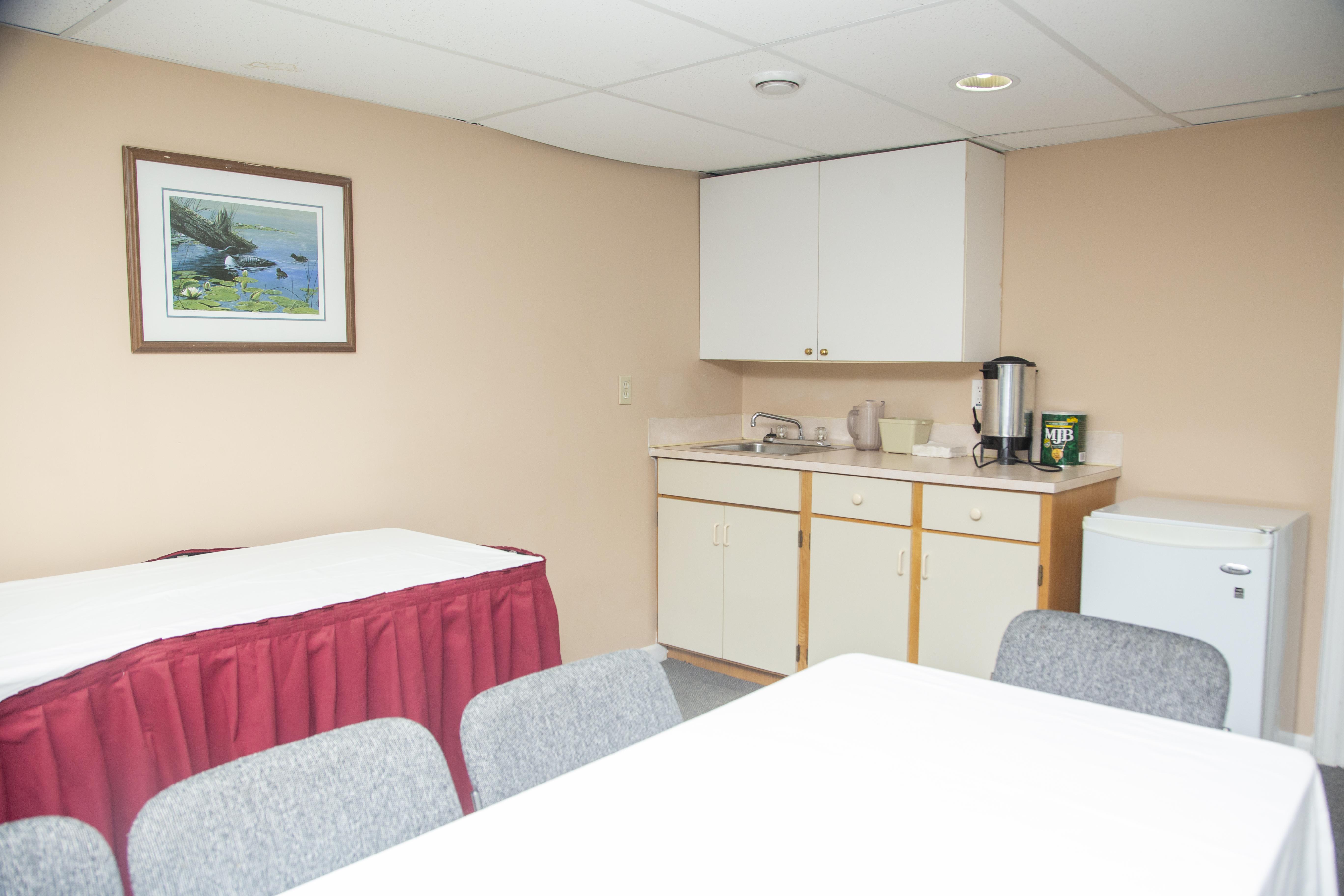 Happy Day Inn Burnaby Bagian luar foto