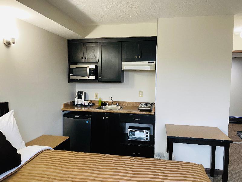 Happy Day Inn Burnaby Bagian luar foto